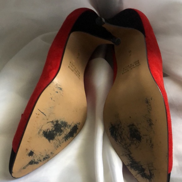 Morgan Taylor Vintage Red and Black Suede Heels For The Eccentric Y2K Tribe😍 - Picture 3 of 6